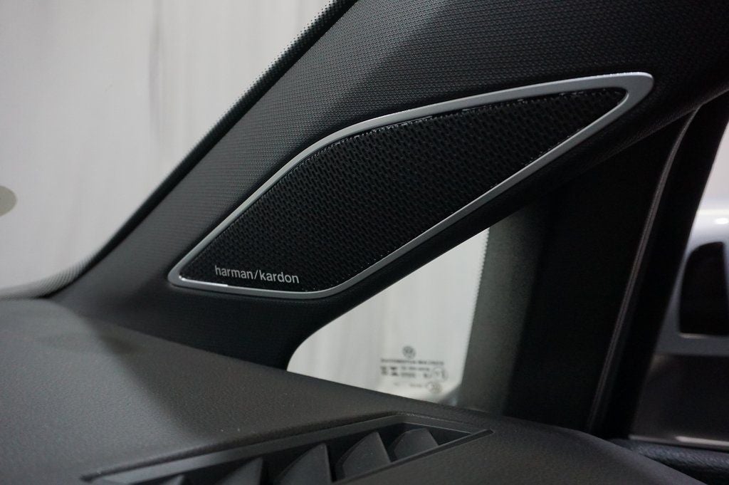 2025 Volkswagen Golf GTI 2.0T SE