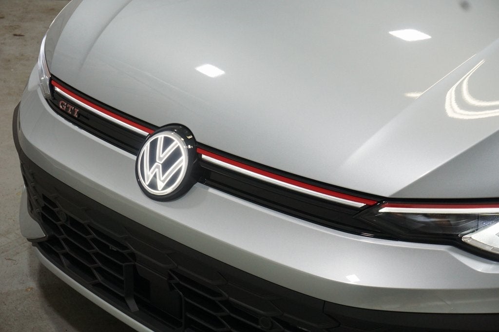 2025 Volkswagen Golf GTI 2.0T SE