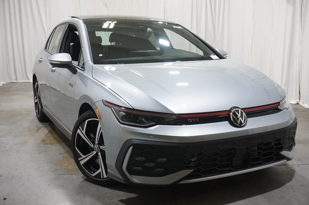 2025 Volkswagen Golf GTI 2.0T SE