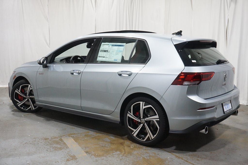 2025 Volkswagen Golf GTI 2.0T SE