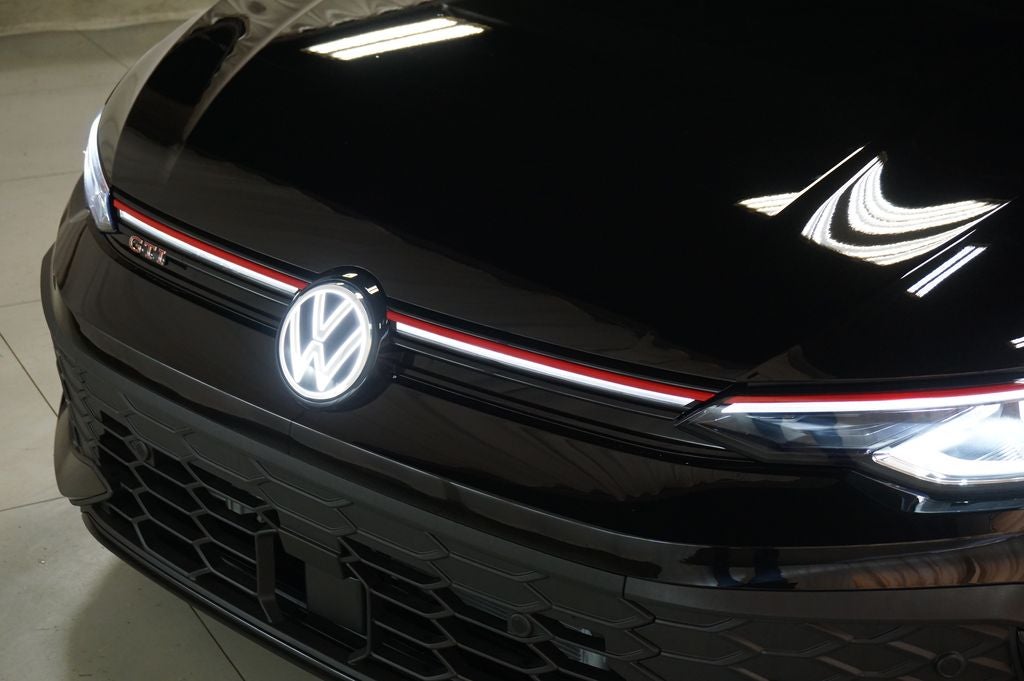 2026 Volkswagen Golf GTI 2.0T SE