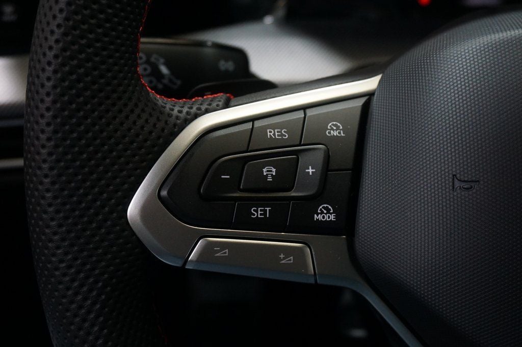 2026 Volkswagen Golf GTI 2.0T SE