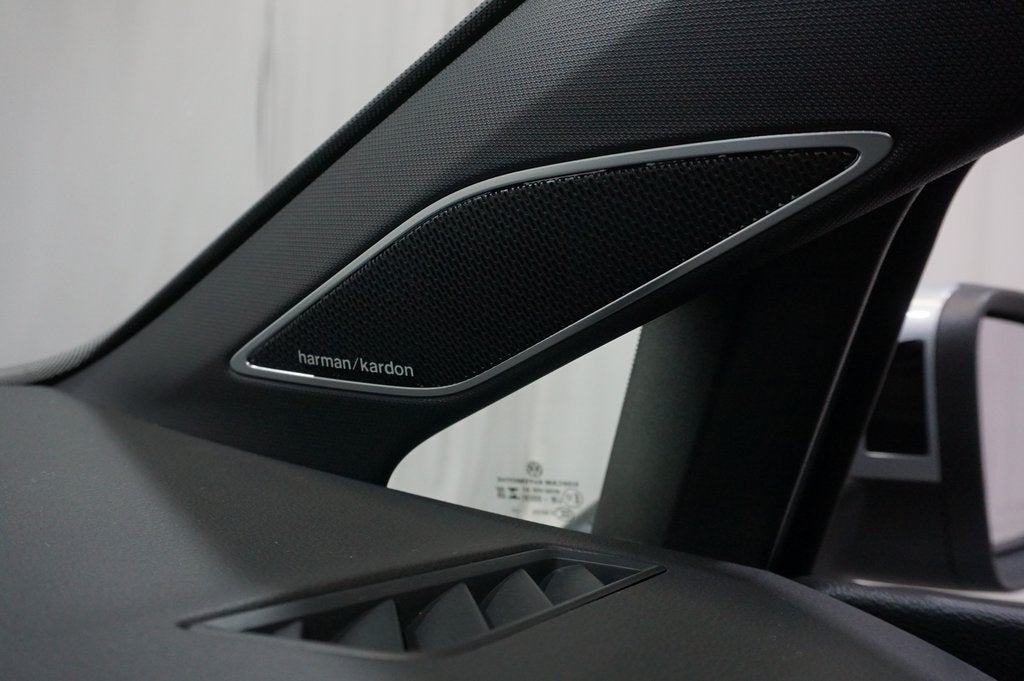 2025 Volkswagen Golf GTI Autobahn