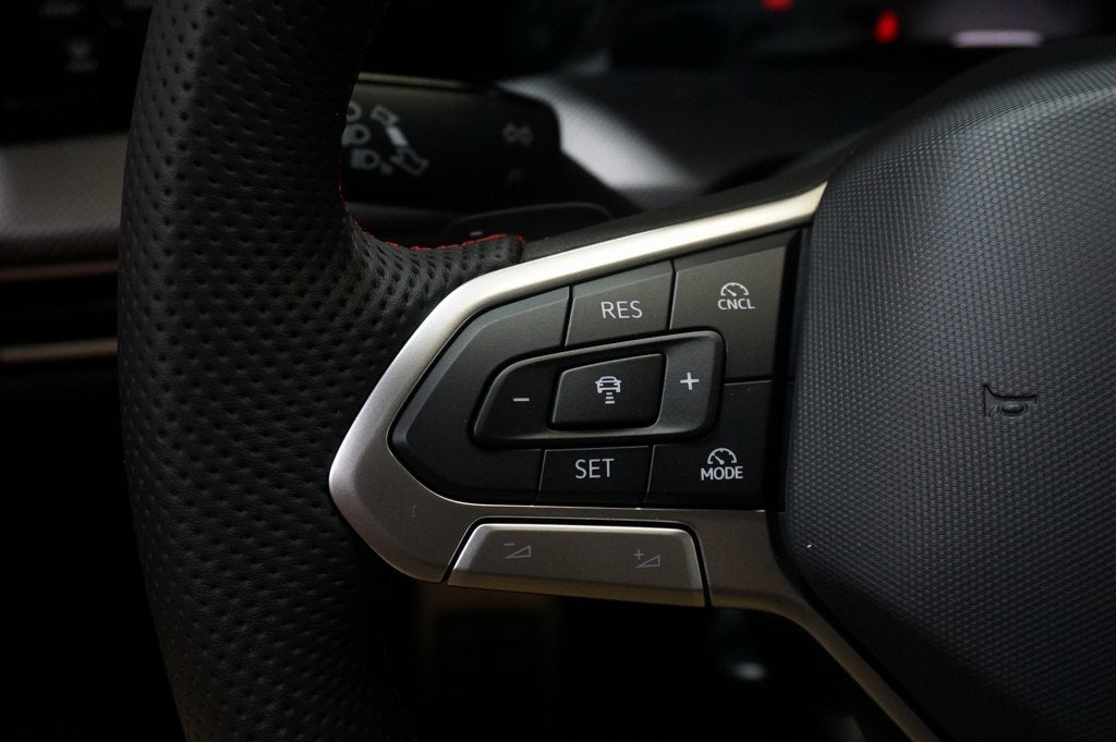 2025 Volkswagen Golf GTI Autobahn