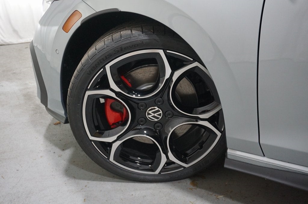 2025 Volkswagen Golf GTI Autobahn