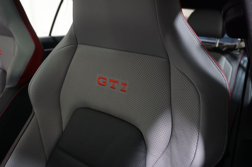 2026 Volkswagen Golf GTI Autobahn