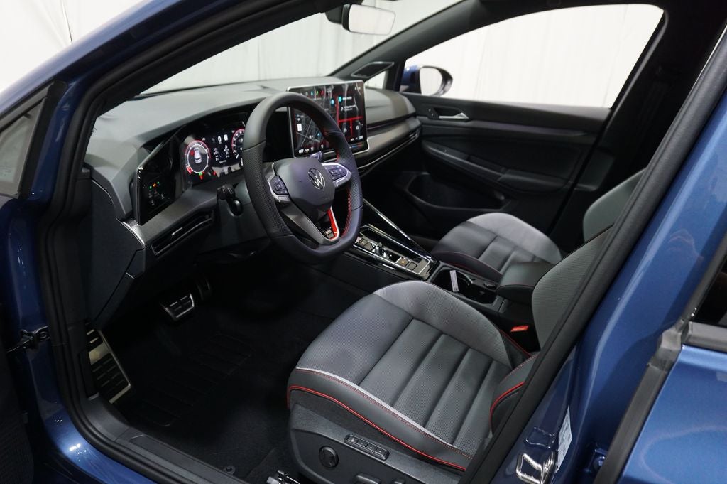 2026 Volkswagen Golf GTI Autobahn