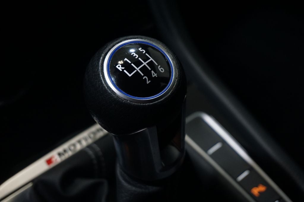 2017 Volkswagen Golf R DCC & Navigation 4Motion 4Motion