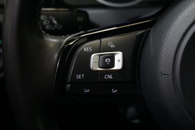 2017 Volkswagen Golf R DCC & Navigation 4Motion 4Motion