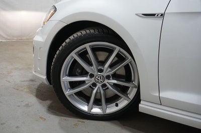 2017 Volkswagen Golf R DCC & Navigation 4Motion 4Motion