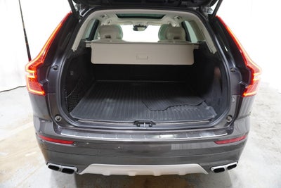 2020 Volvo XC60 T6 Momentum