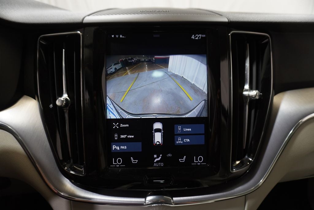 2020 Volvo XC60 T6 Momentum