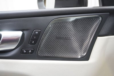 2020 Volvo XC60 T6 Momentum