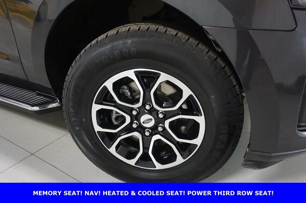 2022 Ford Expedition Max XLT