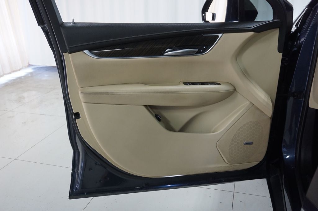 2019 Cadillac XT5 Base