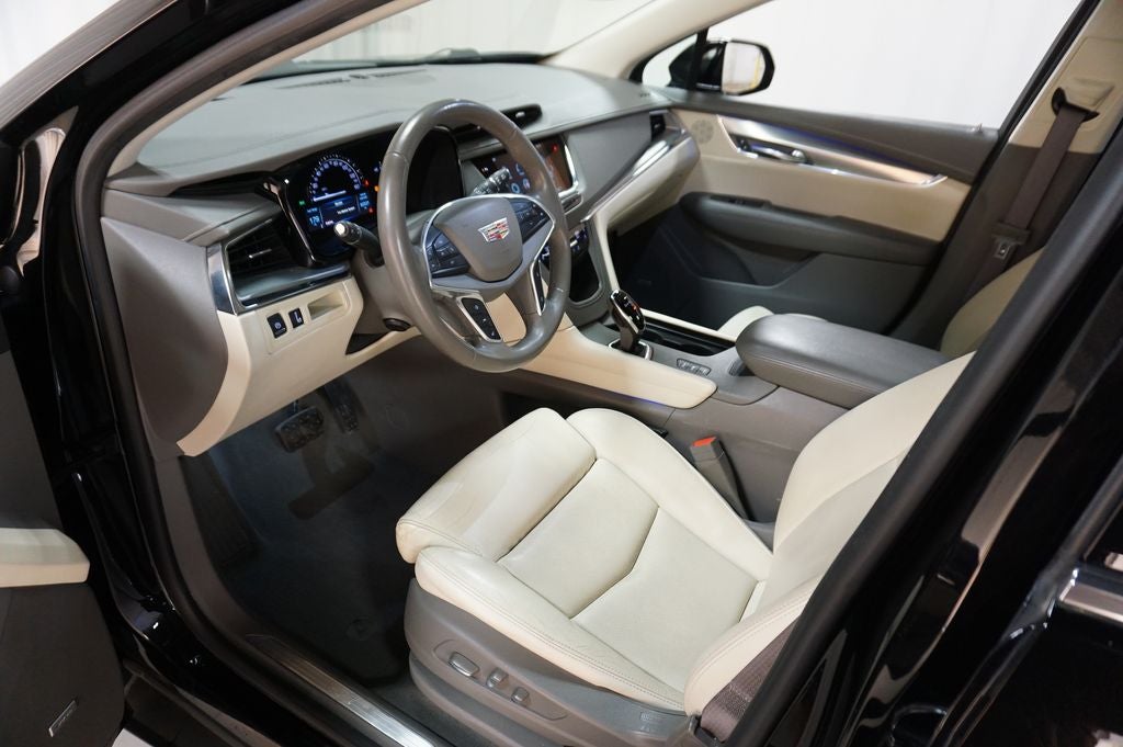 2017 Cadillac XT5 Premium Luxury