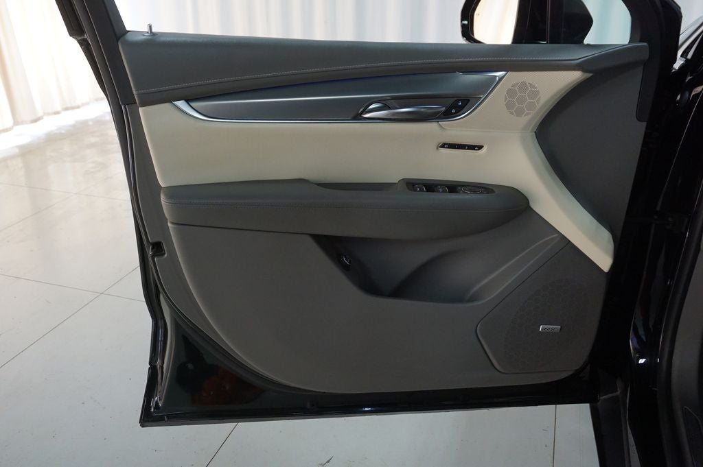 2017 Cadillac XT5 Premium Luxury