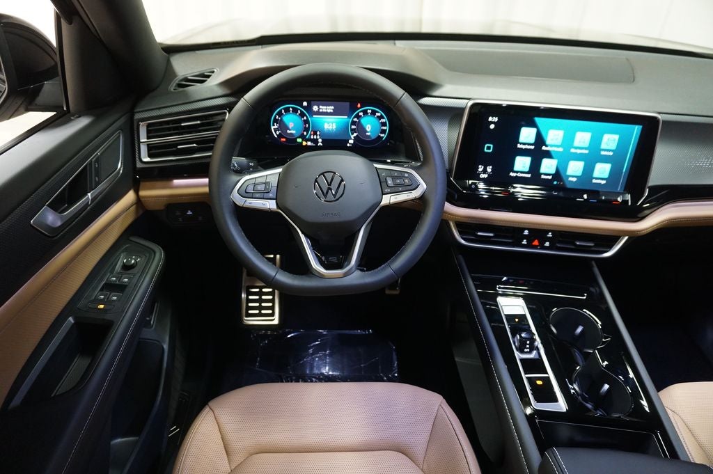 2026 Volkswagen Atlas Cross Sport 2.0T SEL R-Line Black