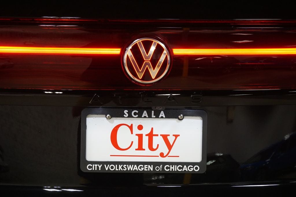 2026 Volkswagen Atlas Cross Sport 2.0T SEL R-Line Black