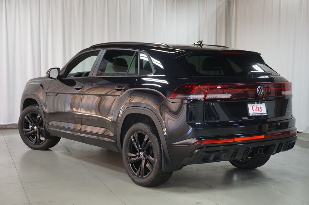 2026 Volkswagen Atlas Cross Sport 2.0T SEL R-Line Black