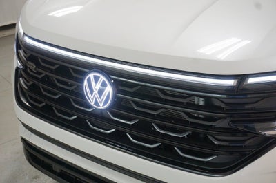 2026 Volkswagen Atlas Cross Sport 2.0T SEL R-Line Black