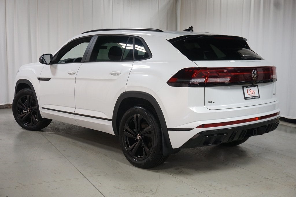 2026 Volkswagen Atlas Cross Sport 2.0T SEL R-Line Black