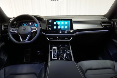 2026 Volkswagen Atlas Cross Sport 2.0T SEL R-Line Black