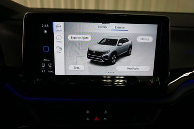 2026 Volkswagen Atlas Cross Sport 2.0T SEL R-Line Black