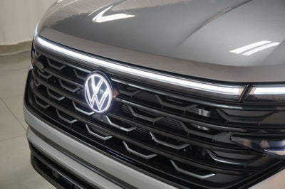 2026 Volkswagen Atlas Cross Sport 2.0T SEL R-Line Black