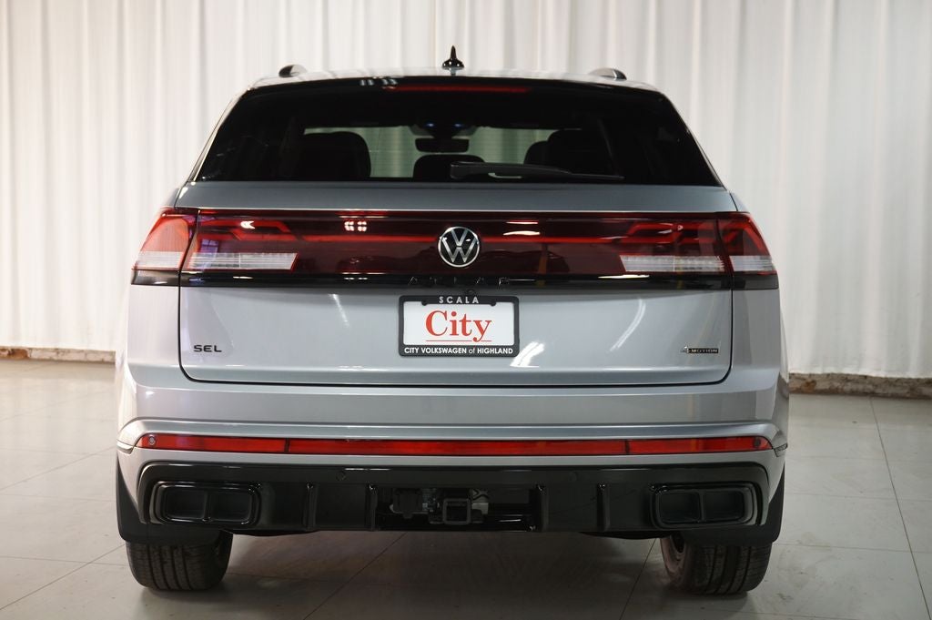 2026 Volkswagen Atlas Cross Sport 2.0T SEL R-Line Black