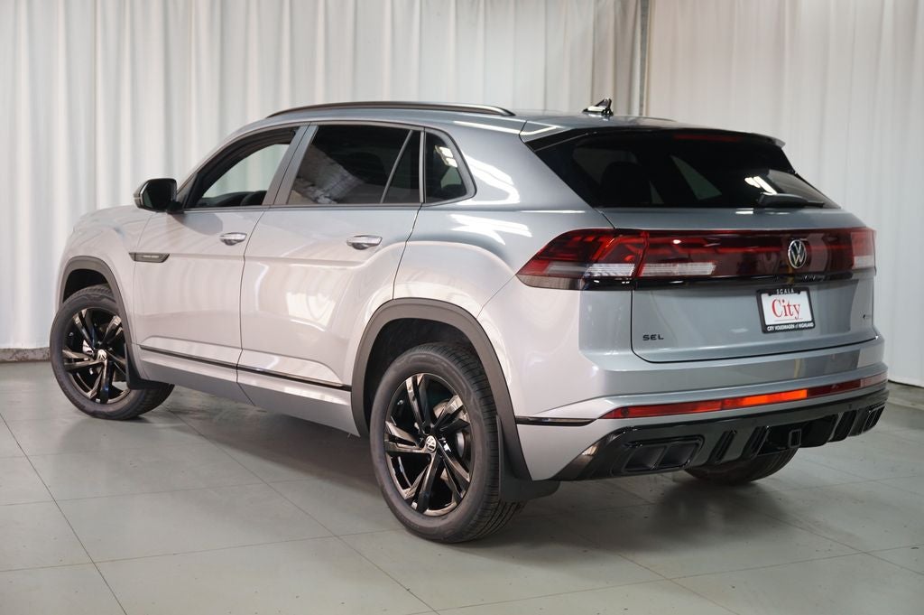 2026 Volkswagen Atlas Cross Sport 2.0T SEL R-Line Black