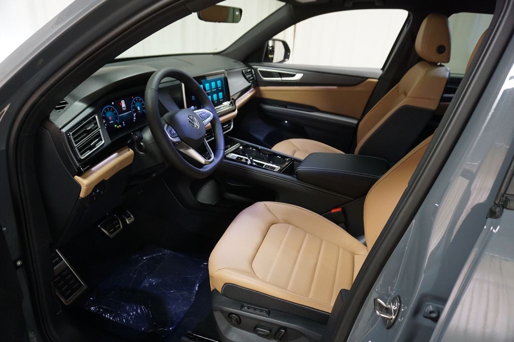 2026 Volkswagen Atlas Cross Sport 2.0T SEL R-Line Black