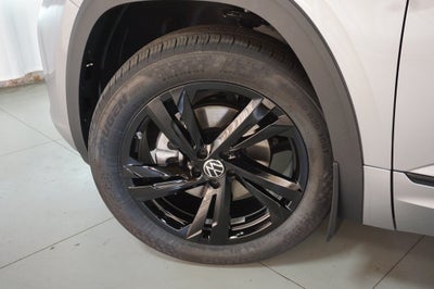 2026 Volkswagen Atlas Cross Sport 2.0T SEL R-Line Black