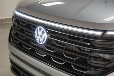 2026 Volkswagen Atlas Cross Sport 2.0T SEL R-Line Black