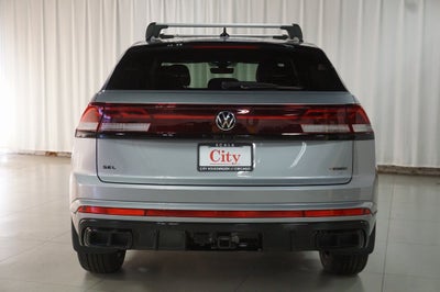 2026 Volkswagen Atlas Cross Sport 2.0T SEL R-Line Black