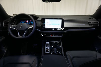 2026 Volkswagen Atlas Cross Sport 2.0T SEL R-Line Black