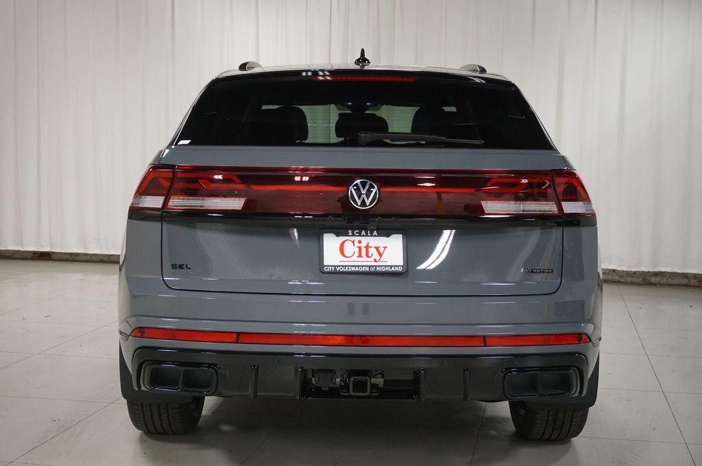 2026 Volkswagen Atlas Cross Sport 2.0T SEL R-Line Black