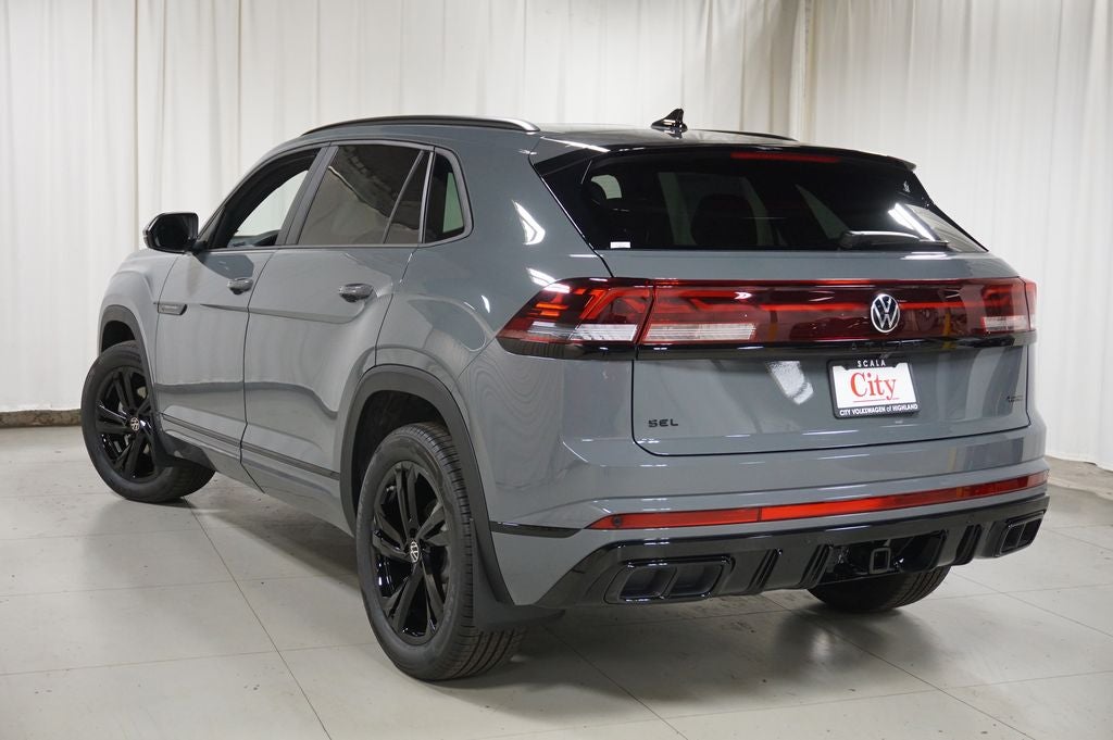 2026 Volkswagen Atlas Cross Sport 2.0T SEL R-Line Black