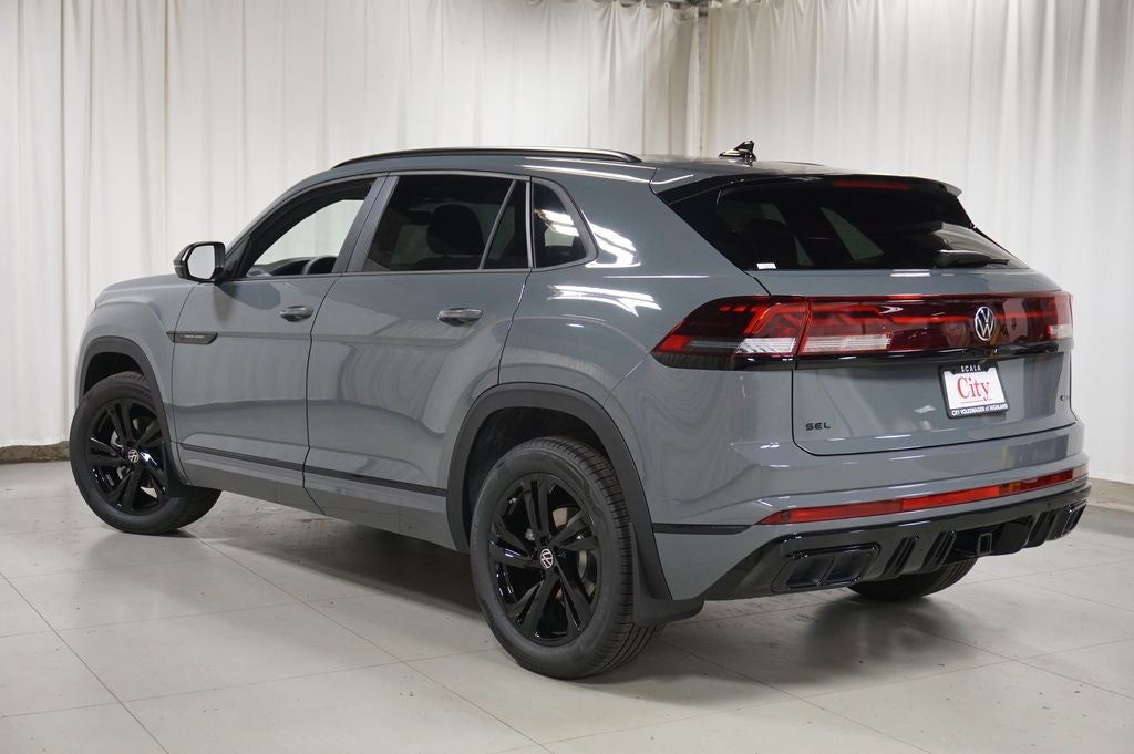 2026 Volkswagen Atlas Cross Sport 2.0T SEL R-Line Black