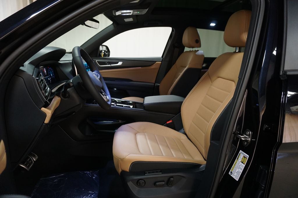 2026 Volkswagen Atlas Cross Sport 2.0T SEL R-Line Black