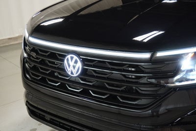 2026 Volkswagen Atlas Cross Sport 2.0T SEL R-Line Black