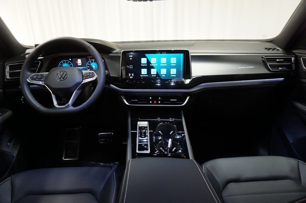 2026 Volkswagen Atlas Cross Sport 2.0T SEL R-Line Black