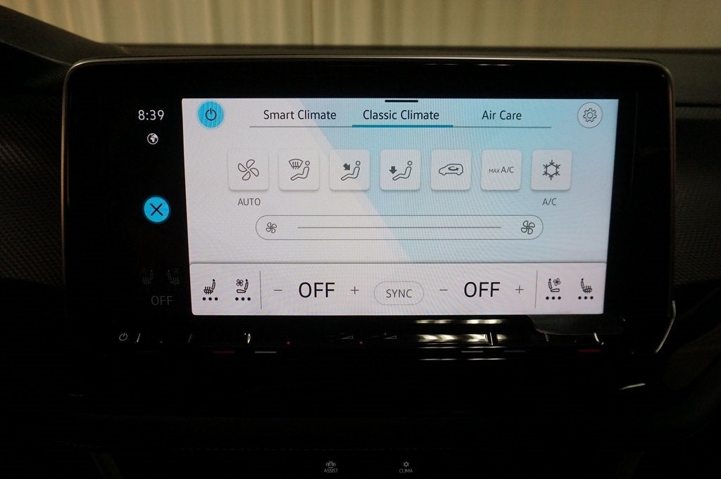 2026 Volkswagen Atlas Cross Sport 2.0T SEL R-Line Black