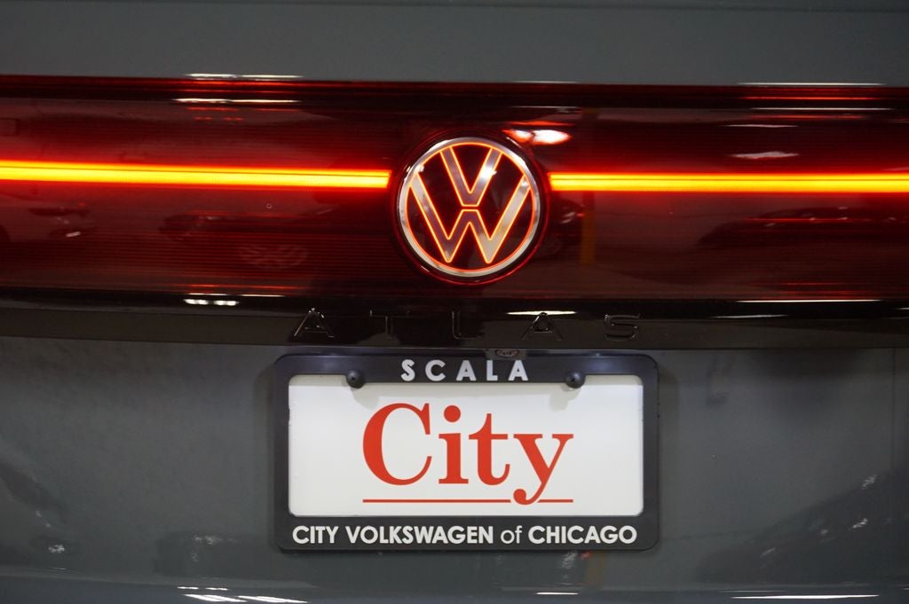 2026 Volkswagen Atlas Cross Sport 2.0T SEL R-Line Black