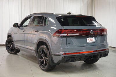 2026 Volkswagen Atlas Cross Sport 2.0T SEL R-Line Black