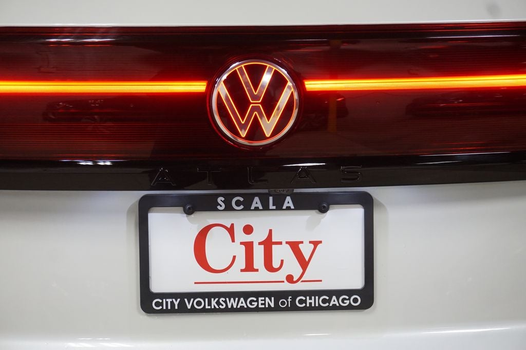 2026 Volkswagen Atlas Cross Sport 2.0T SEL R-Line Black