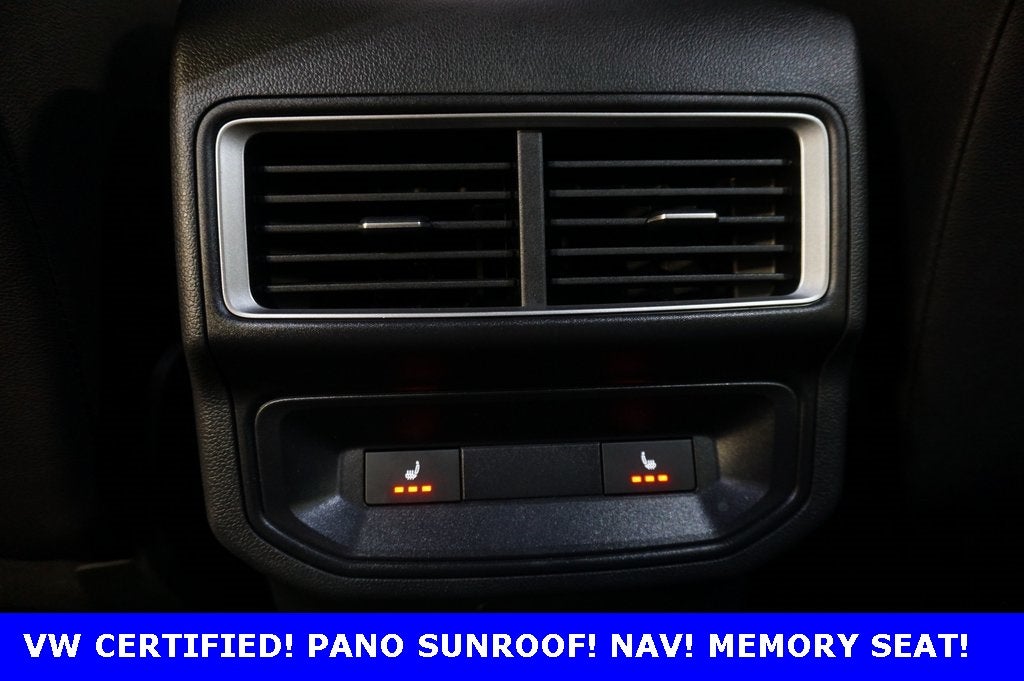 2025 Volkswagen Atlas Cross Sport 2.0T SEL R-Line Black