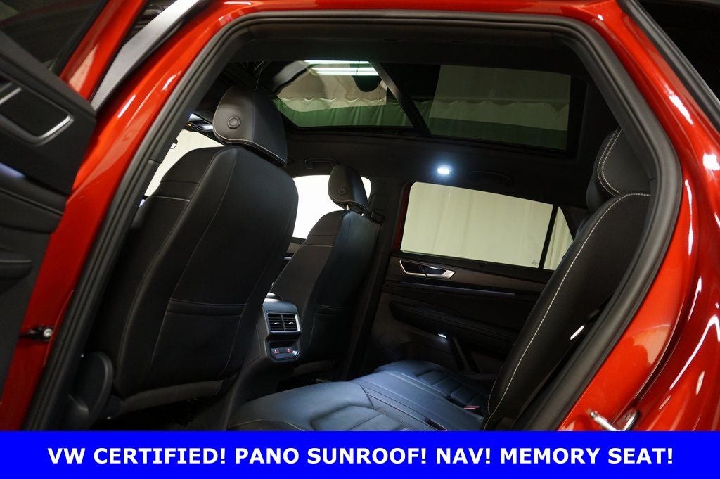 2025 Volkswagen Atlas Cross Sport 2.0T SEL R-Line Black