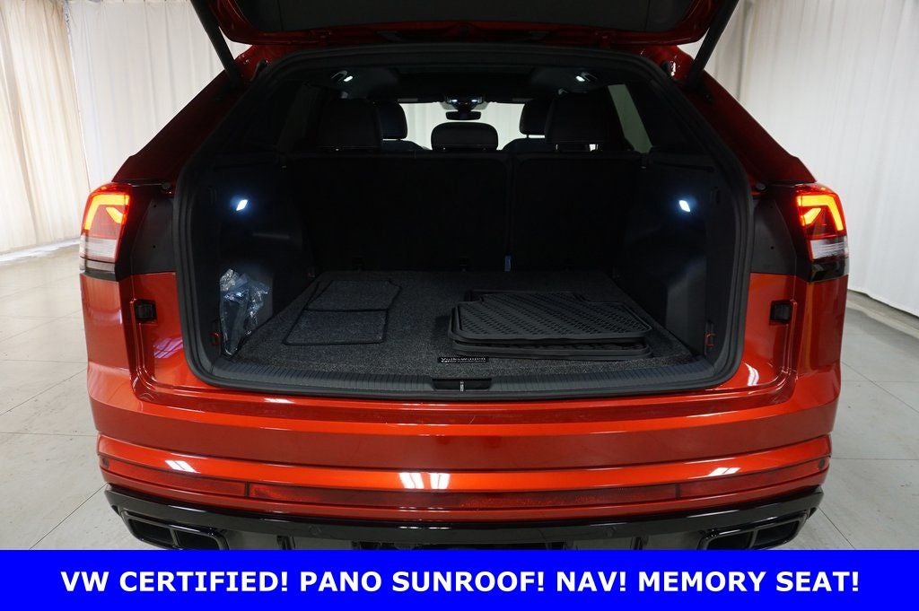 2025 Volkswagen Atlas Cross Sport 2.0T SEL R-Line Black