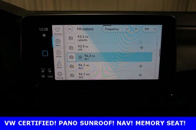 2025 Volkswagen Atlas Cross Sport 2.0T SEL R-Line Black